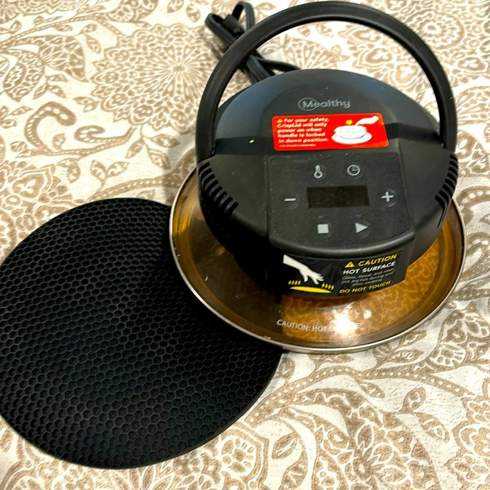 Choice Black Electric Skillet Lid with Silicone Trivet